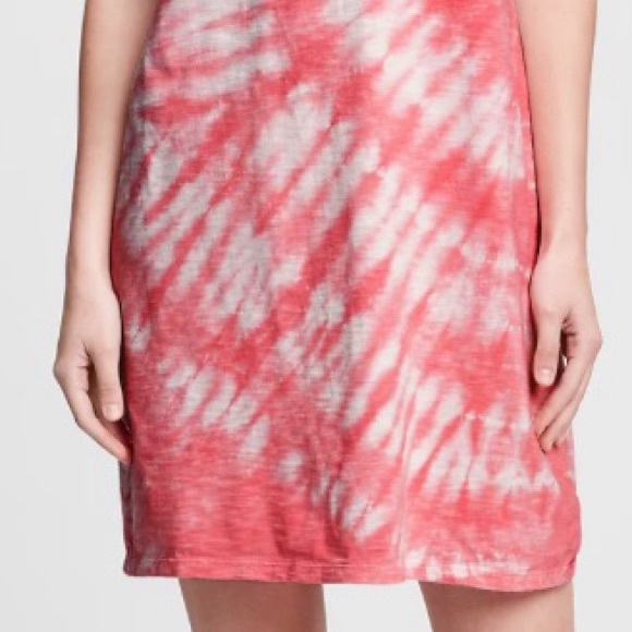 GAP Pocket T-Shirt Dress in Coral Pink Tie-Dye - Picture 4 of 8